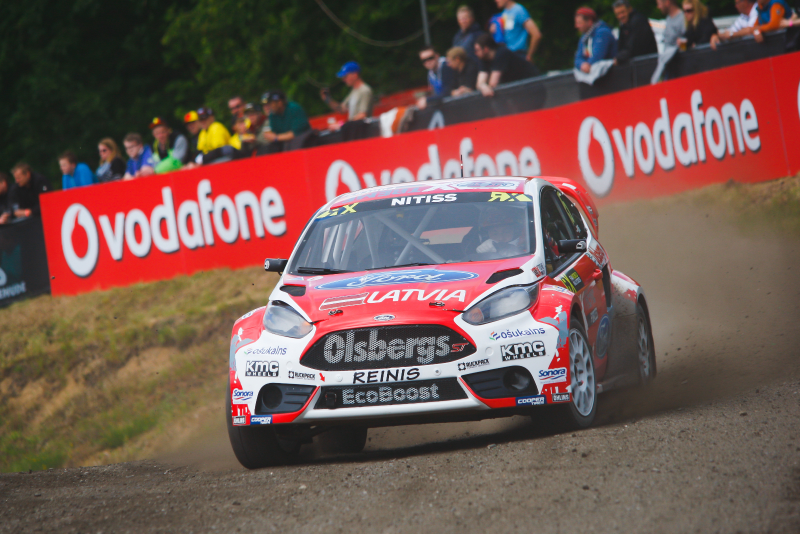 Illustration for article titled Fantasy WorldRX Review: (B)Estering